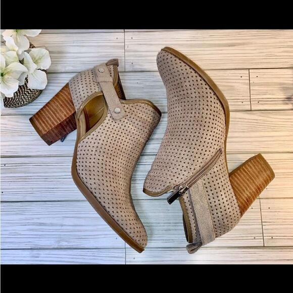 Franco Sarto Suede Dale 2 Perforated Tan Ankle Bootie Block Heel S:9.5 EUCw/Box - Picture 5 of 10
